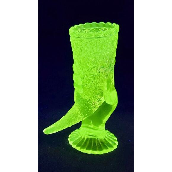 Antique Uranium Vaseline Glass Hand Vase Daisy Button George Duncan Cornucopia 6 - Picture 5 of 10
